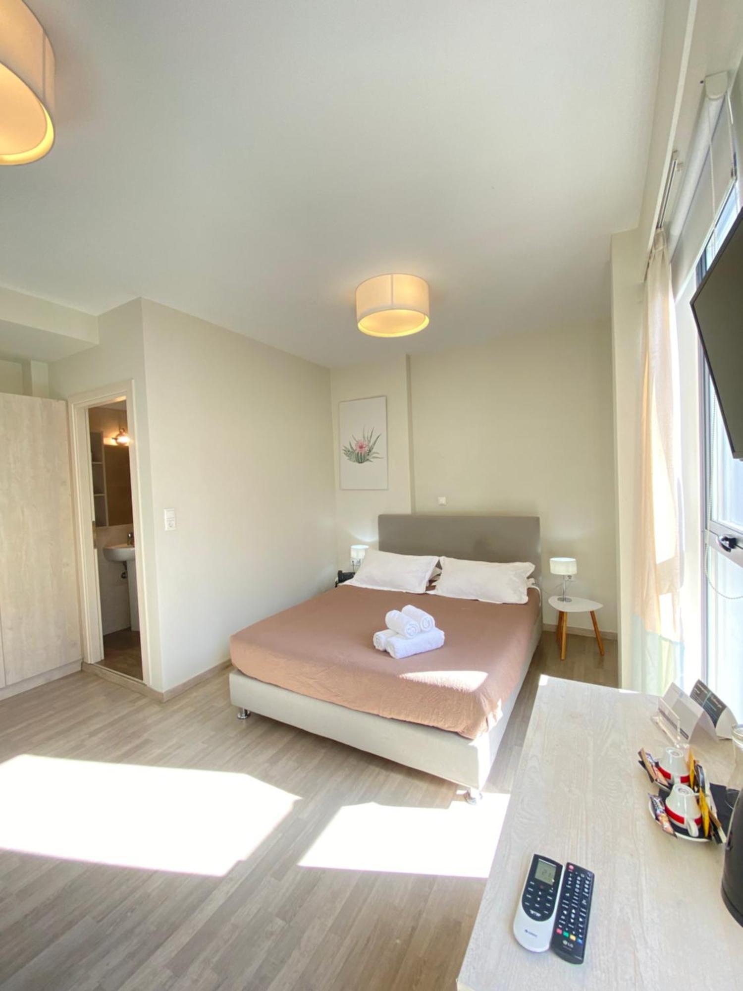Tins Hotel City - Athens Atenas Exterior foto